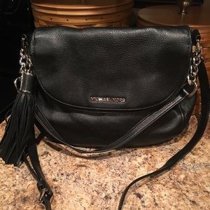 Michael Kors Bedford Convertible Black Crossbody❤️